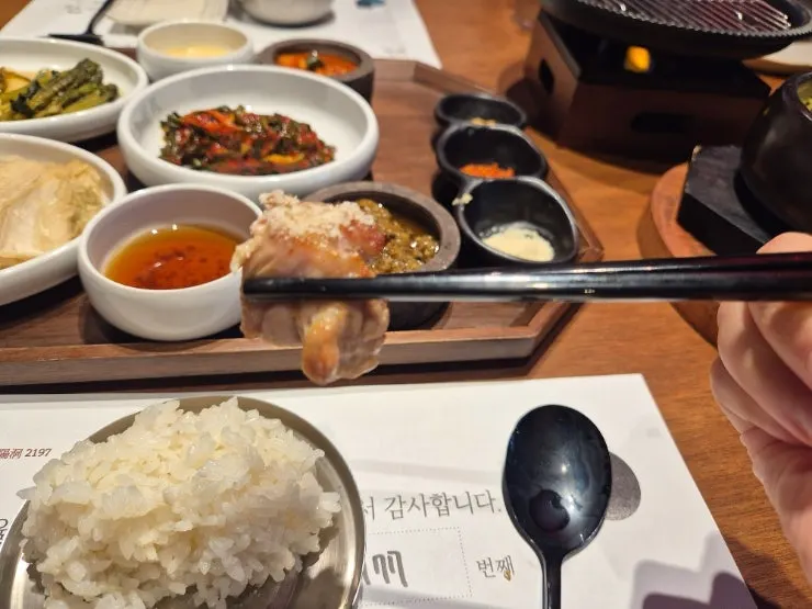 Side dishes at Anmin Yullyang including green onion kimchi and pickles