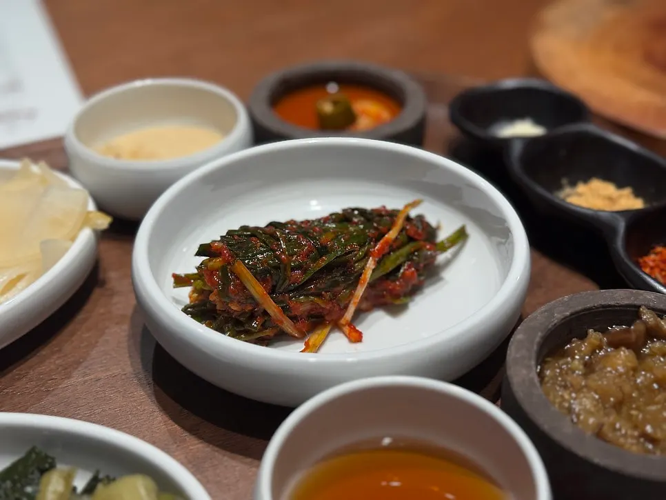 Shiitake wasabi paste side dish
