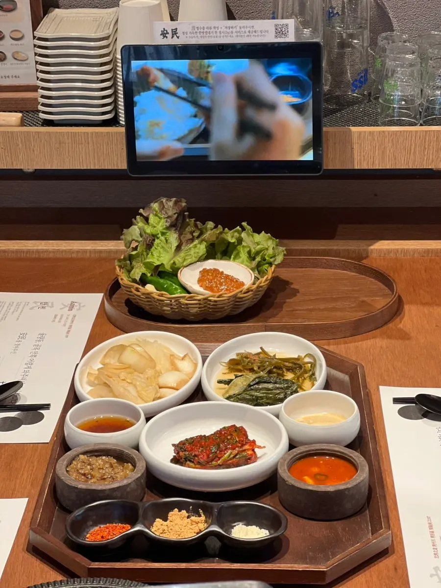 Spacious table set for four at Anmin Yullyang