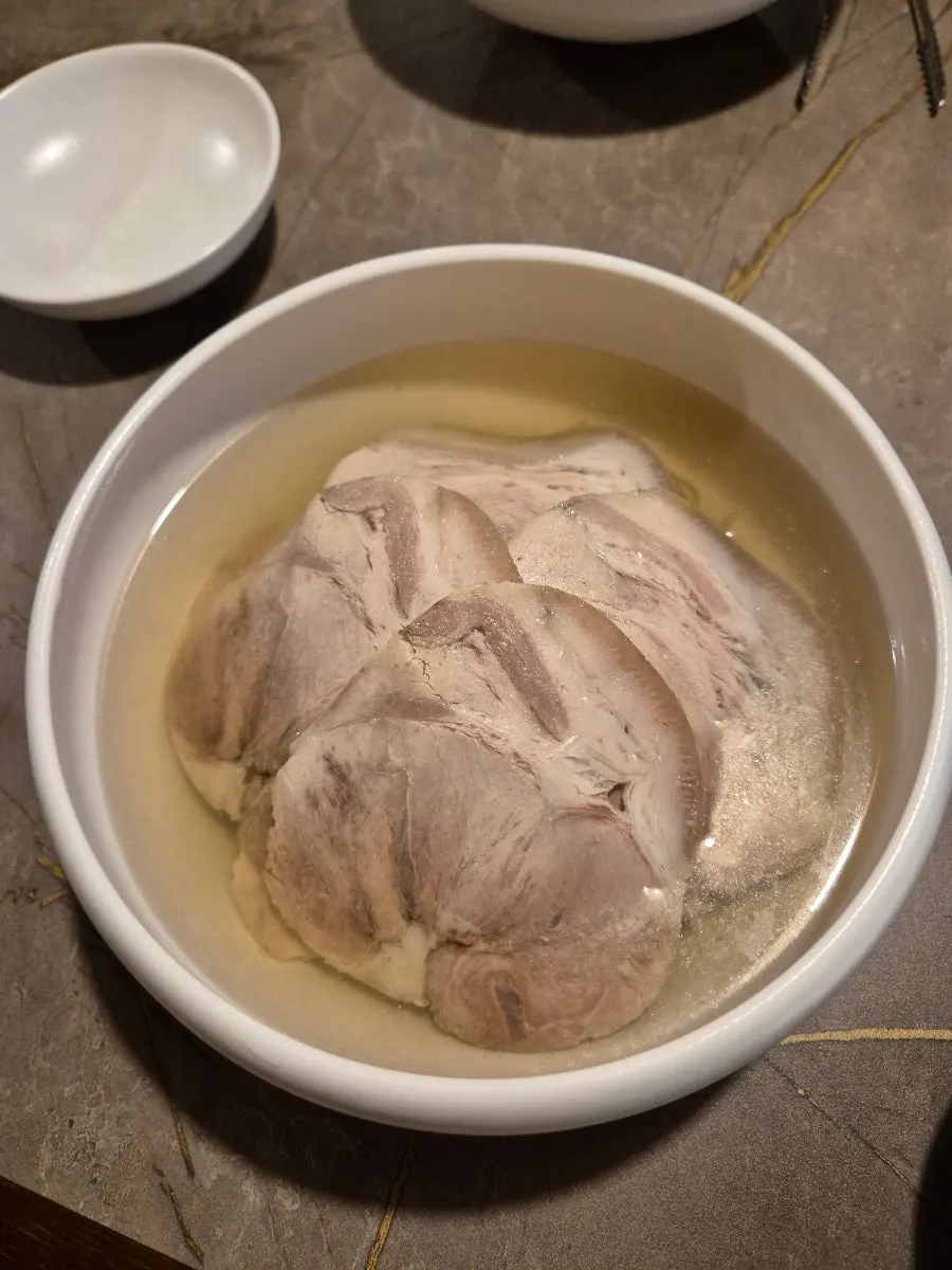 Anok's Pyongyang naengmyeon with meat over clear broth