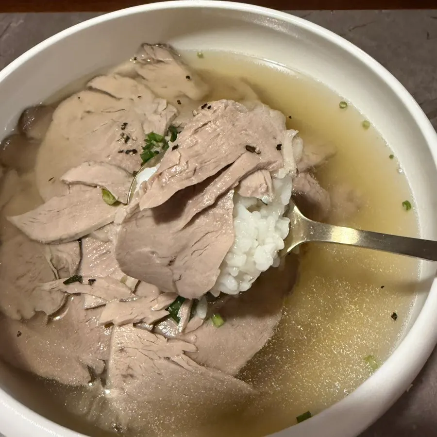 Late-summer cold noodles and collagen-rich pork tail jjim at Anok