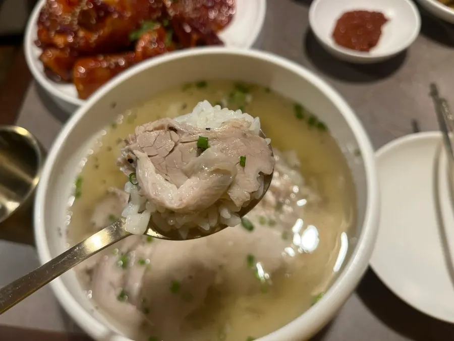 Meat-filled interior of Anok's gomtang