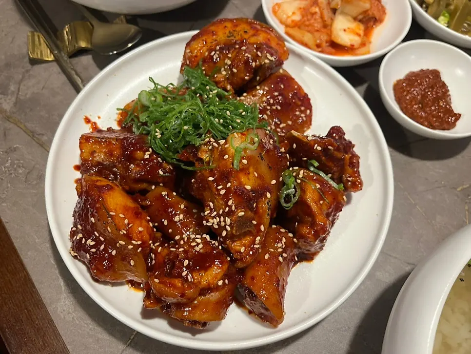 Meat served with dipping sauce