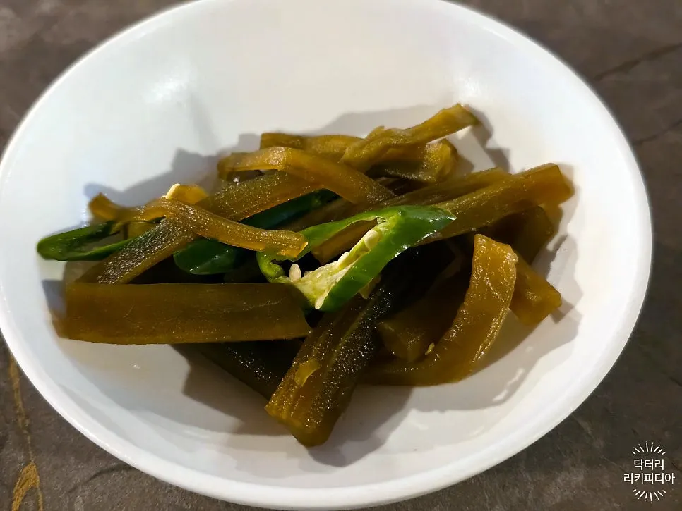 안옥 기본 반찬 궁채나물무침