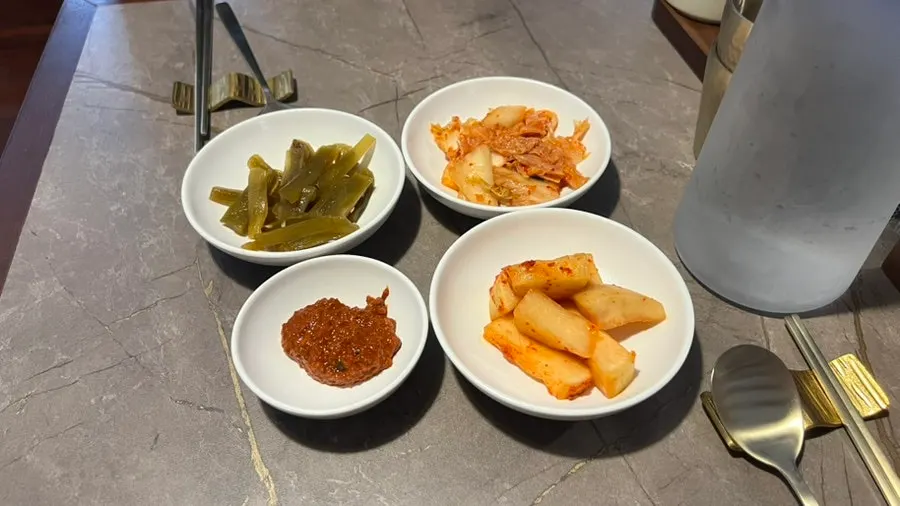 Neatly arranged chopstick rests and side dishes