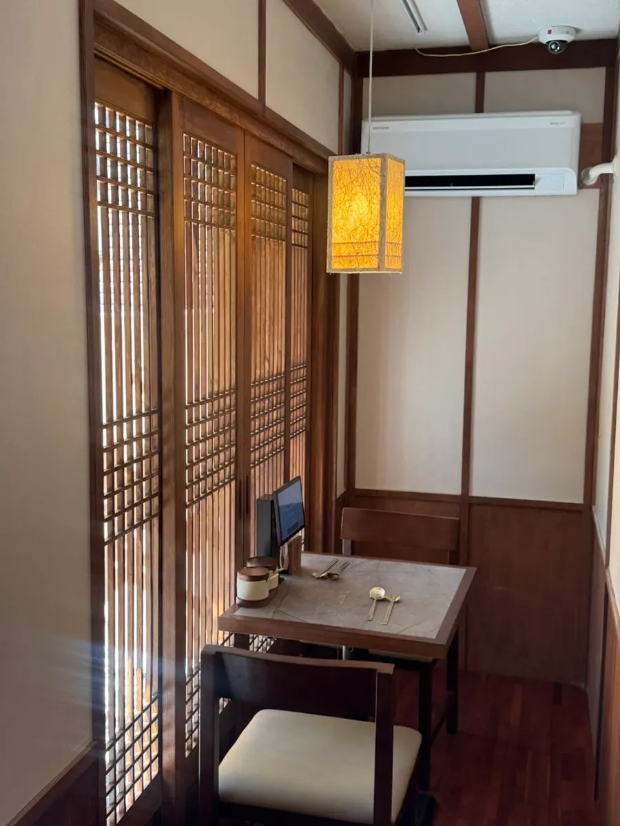 Anok's courtyard and hanok eaves