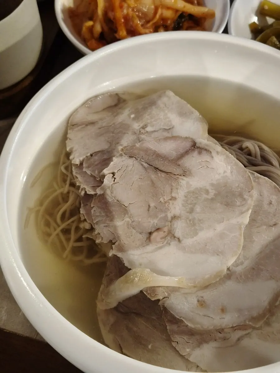안옥 평양냉면 면과 육수