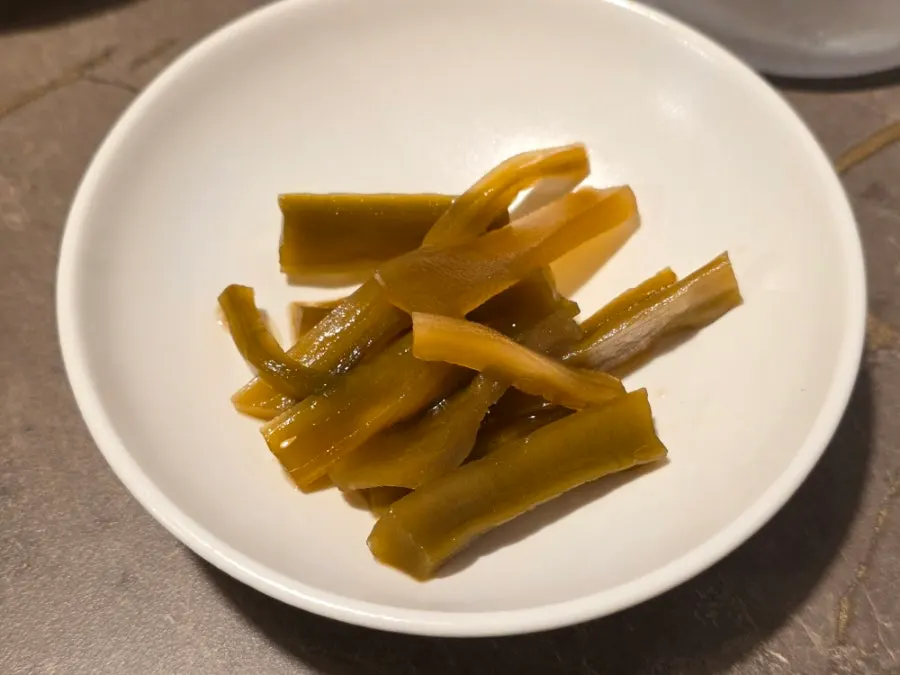 Anok's basic side dishes, kimchi and diced radish kimchi