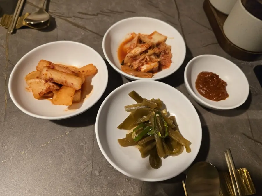Anokの副菜カクテキとキムチ
