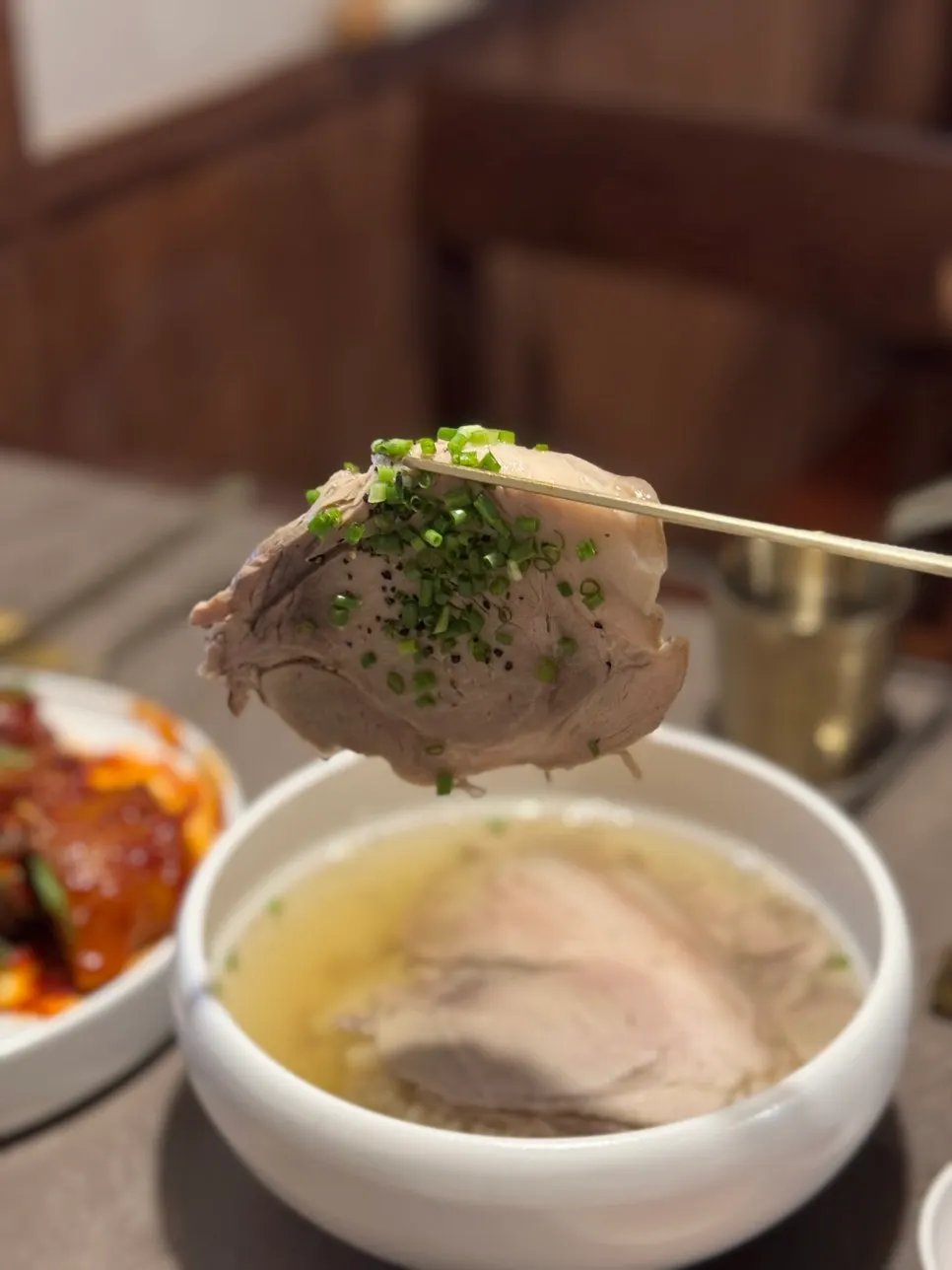 Anok's gomtang loaded with meat