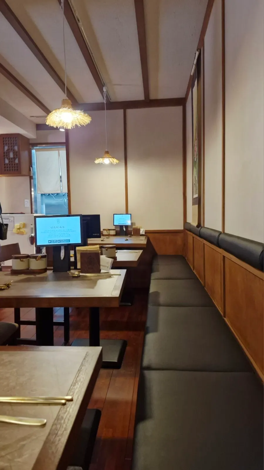 A row of 2-person tables at Anok