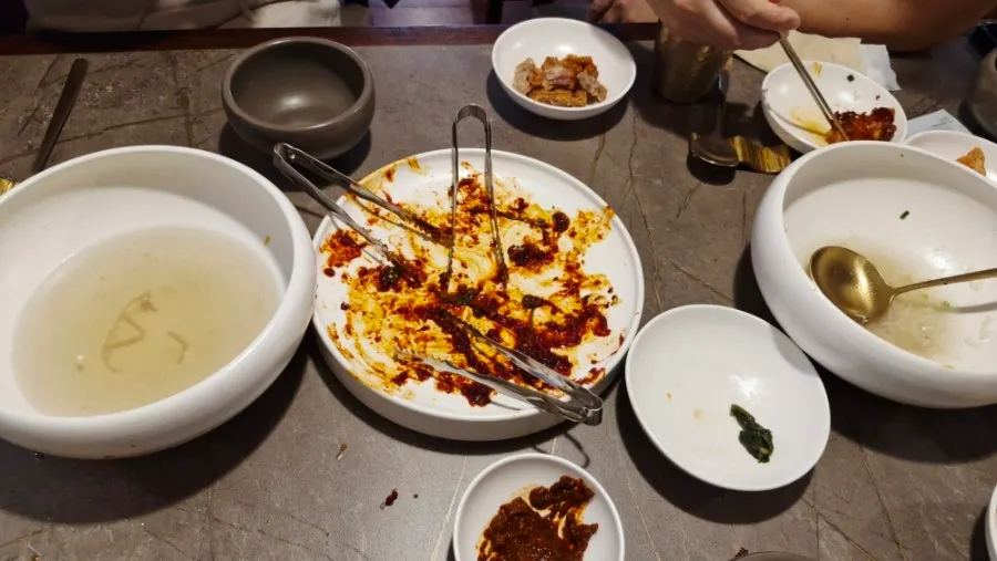 The table after finishing the meal at Anok