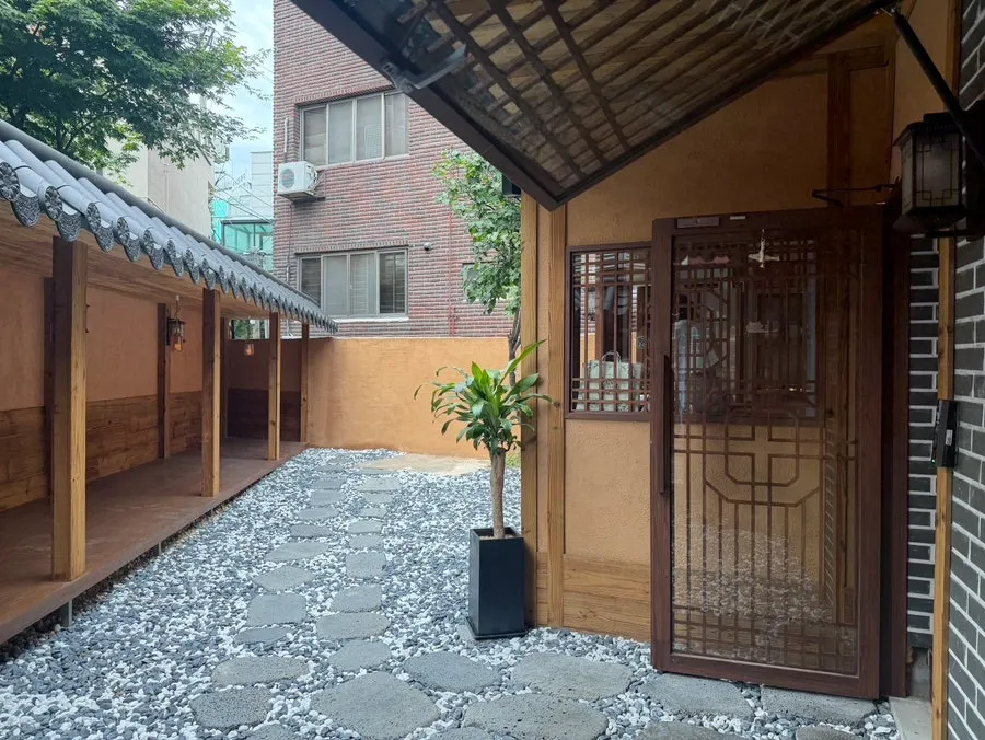 Anok's serene hanok interior space