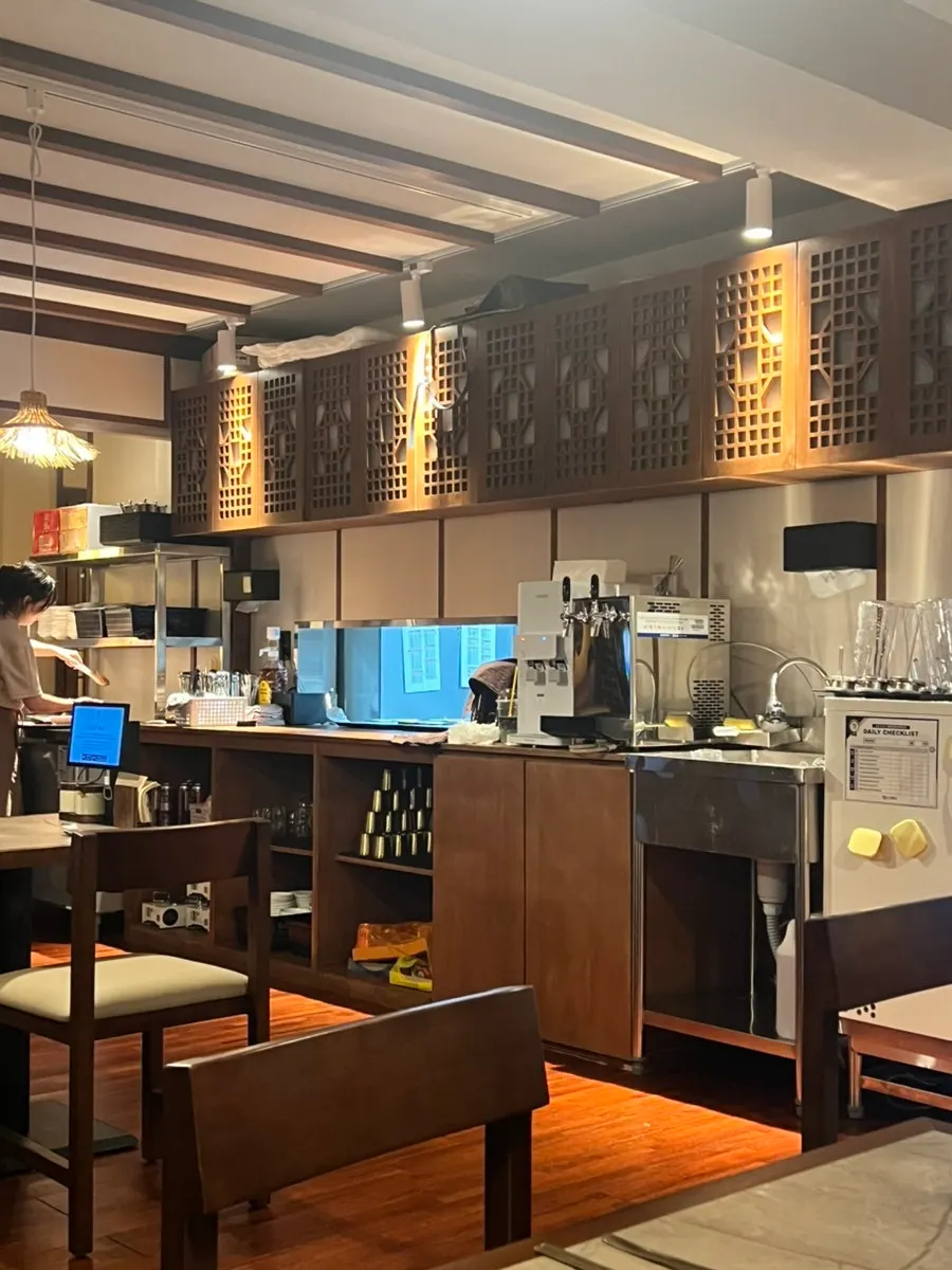 The calm atmosphere inside Anok
