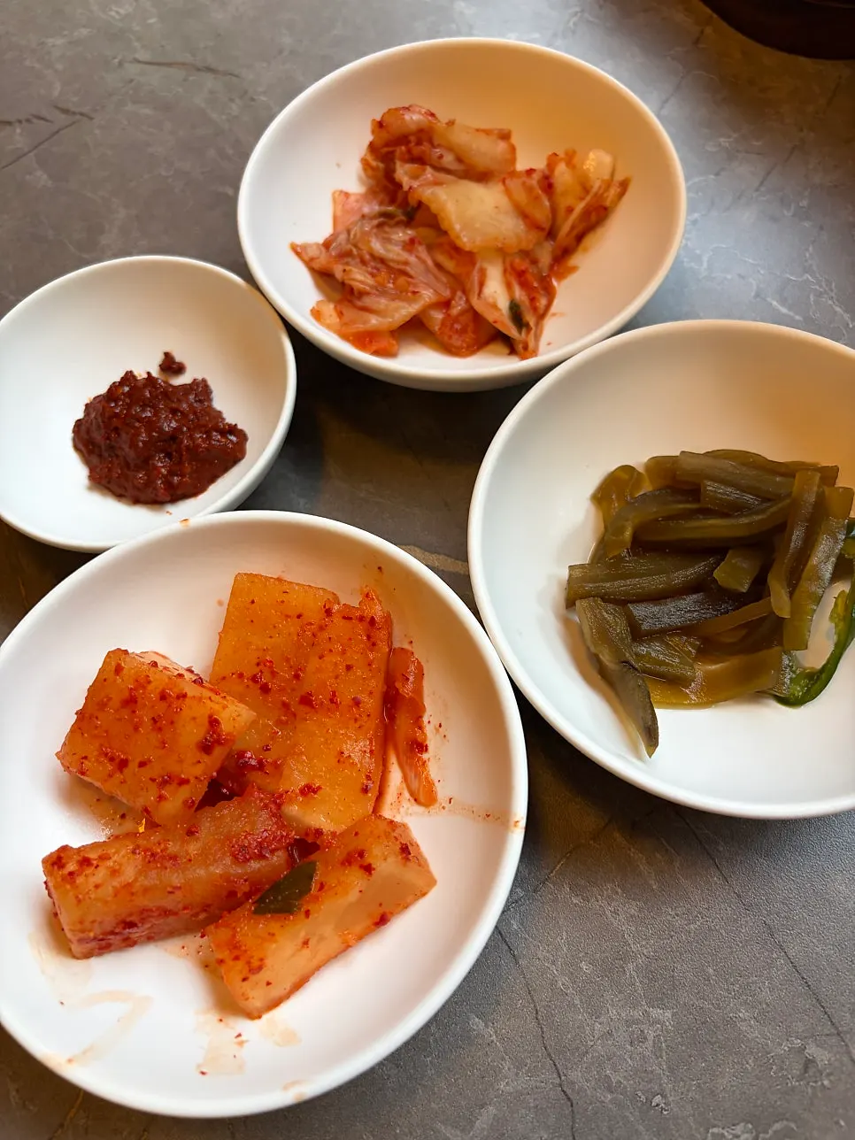 Anok's menu listing gomtang and Pyongyang naengmyeon
