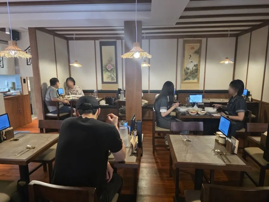 한국적인 분위기의 안옥 공간