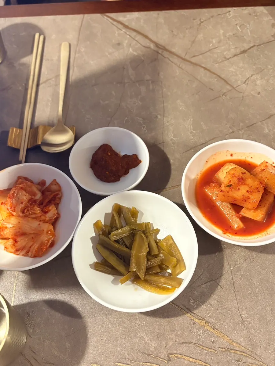 Anok's lunch table setting