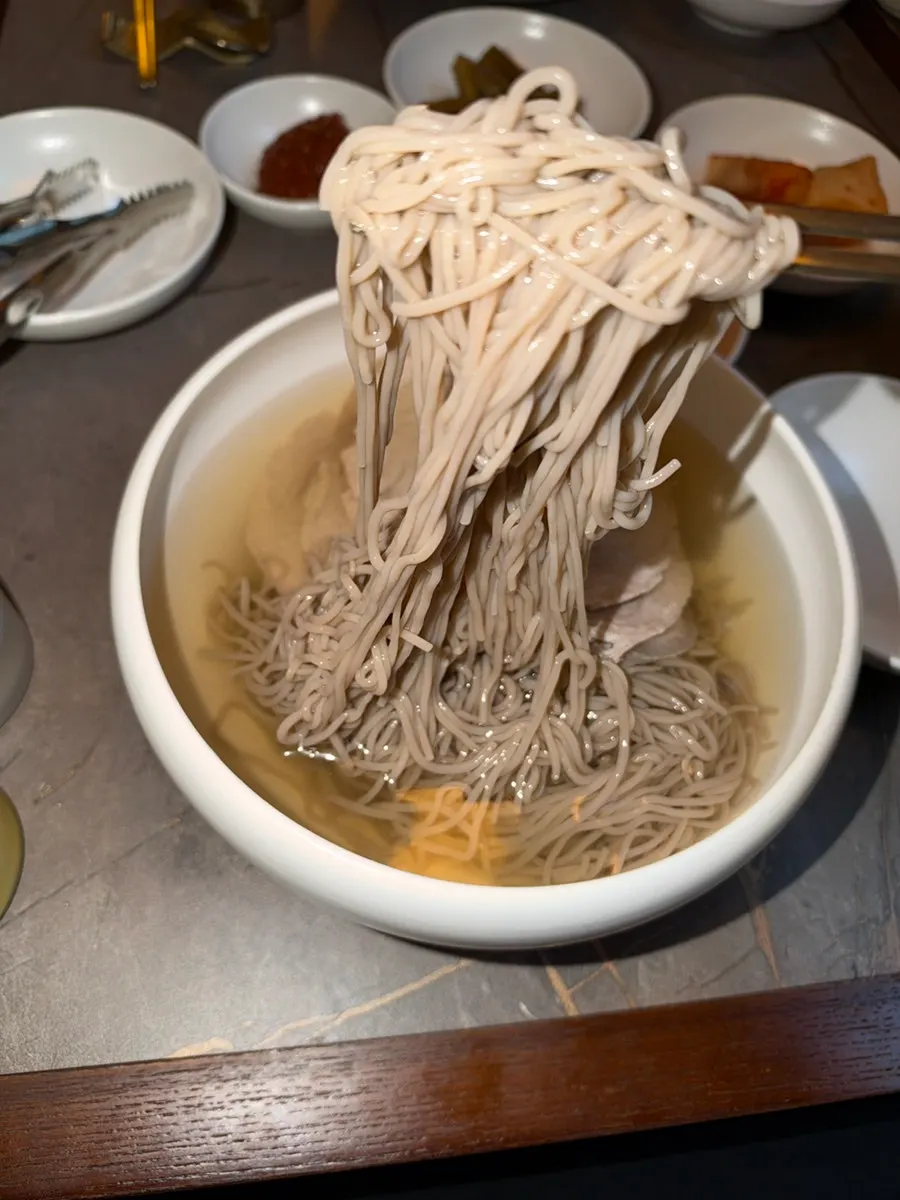 Anok's Pyongyang naengmyeon with clear broth