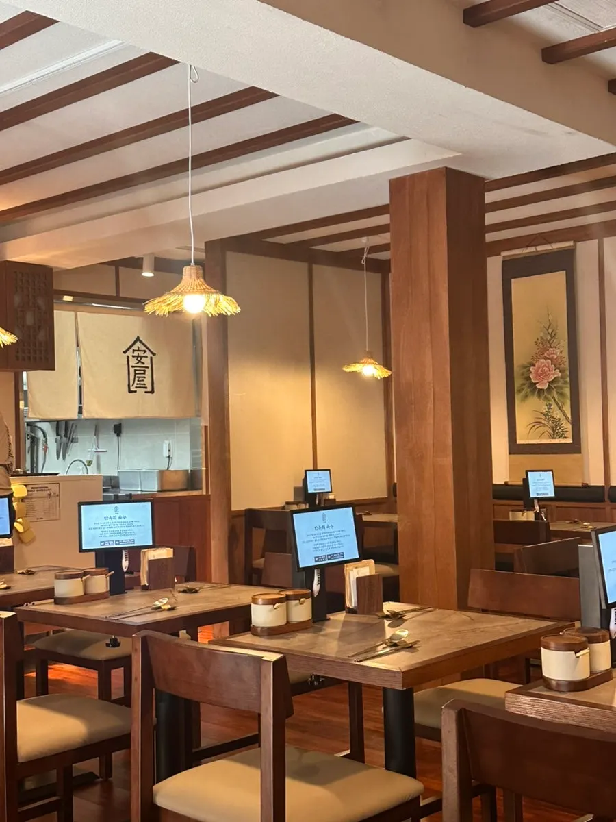 Cleanly decorated seating area inside Anok