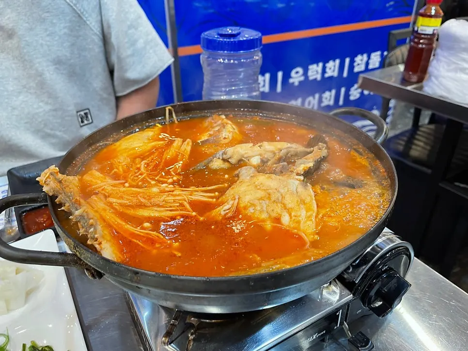 Noodles to add to the spicy fish stew