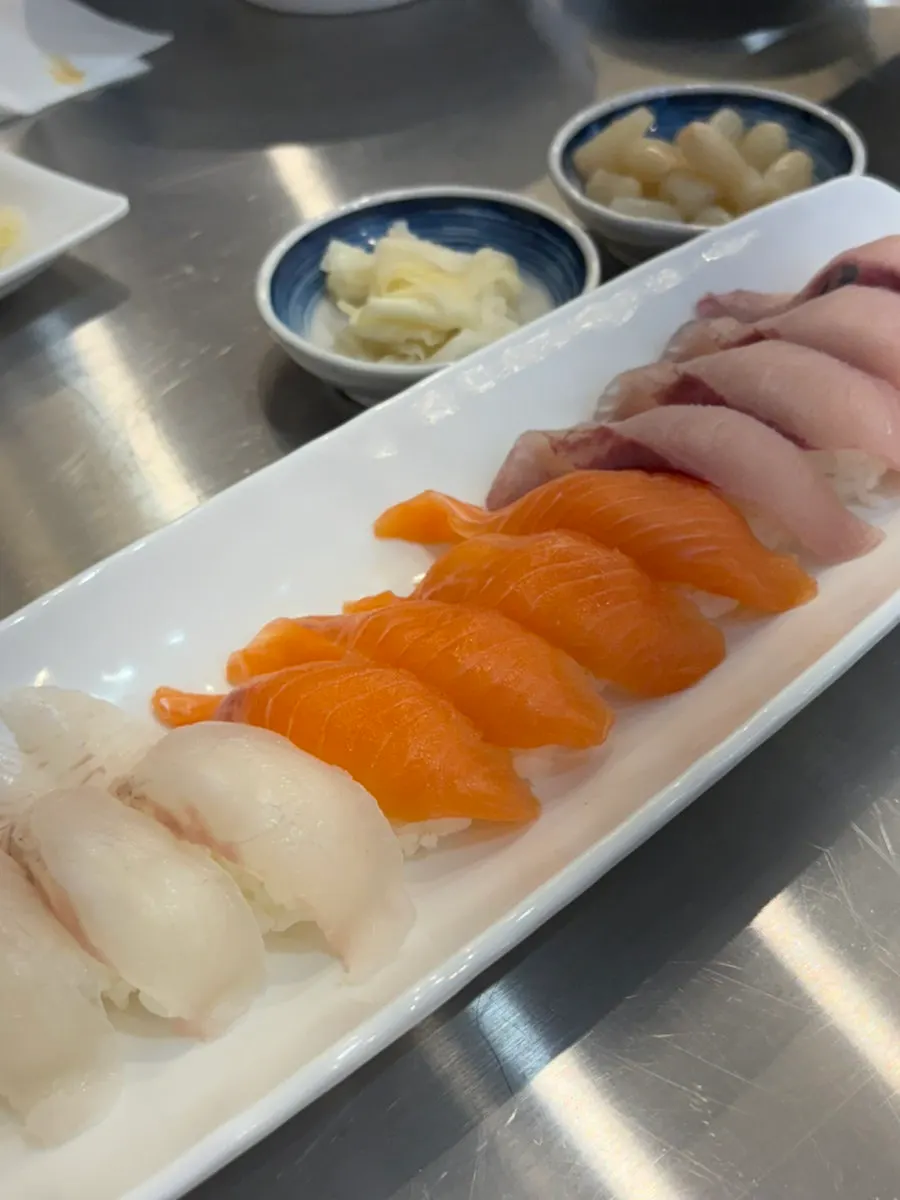 Lunch of live fish mulhoe and somyeon noodles