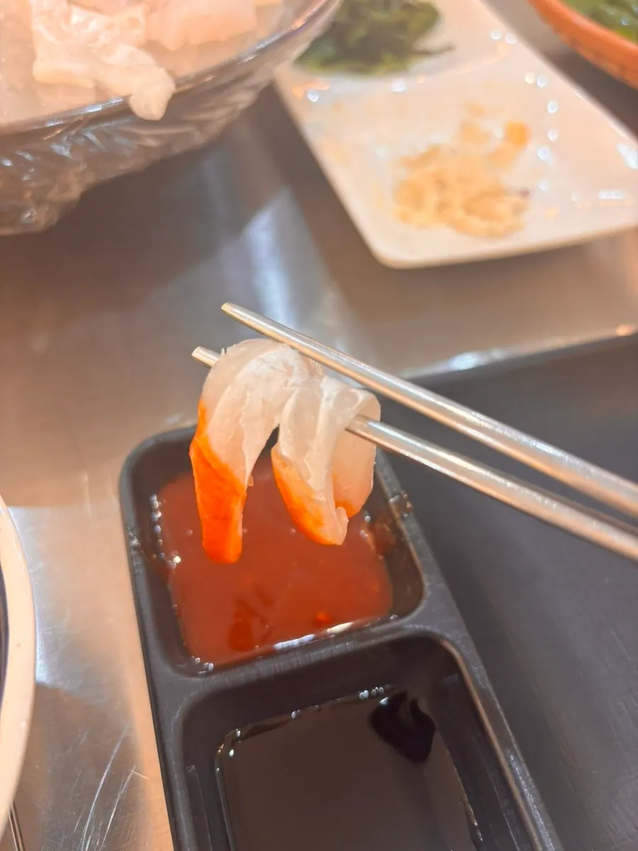 싱싱한 광어 우럭 회 클로즈업