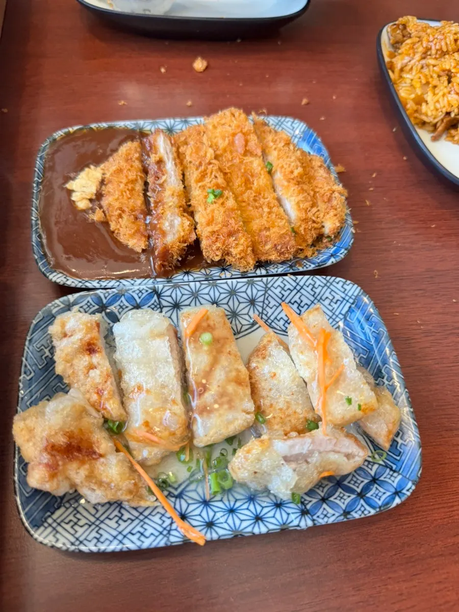 Dongyang pork cutlet and kkulkkwobarrow side dishes