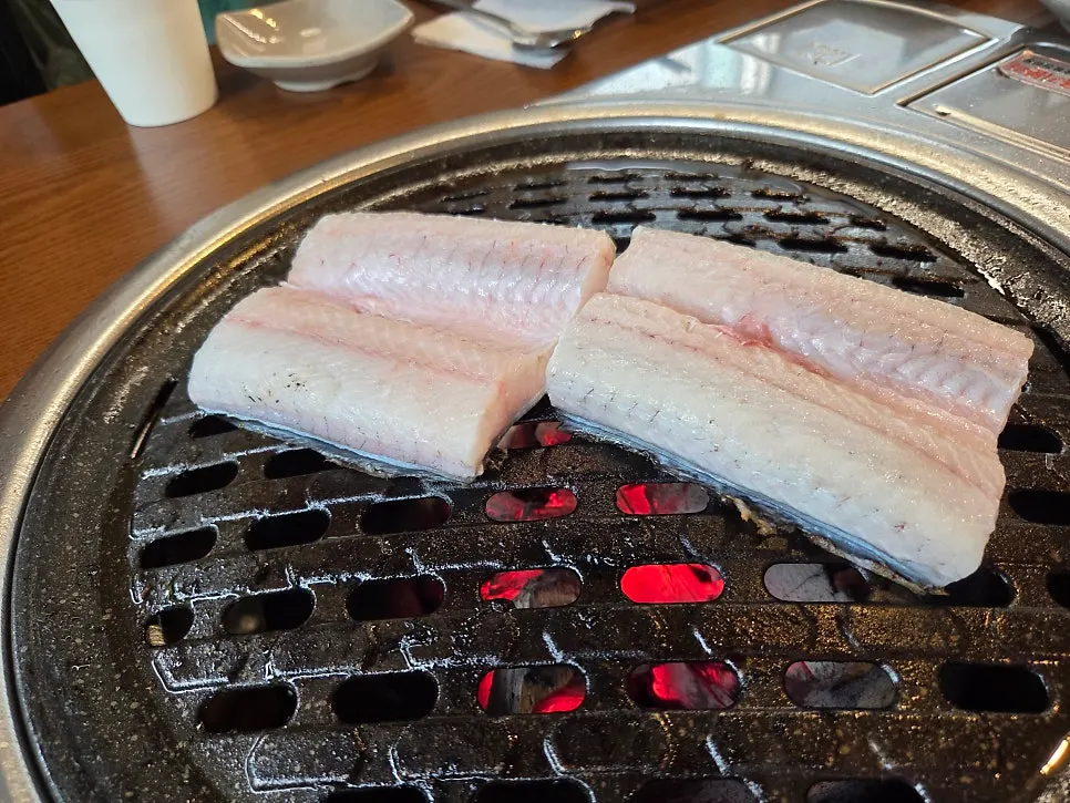 A filling unlimited eel refill meal