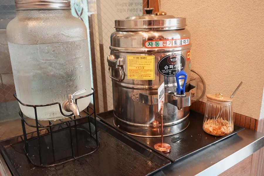 Self-service nurungji corner with hot water