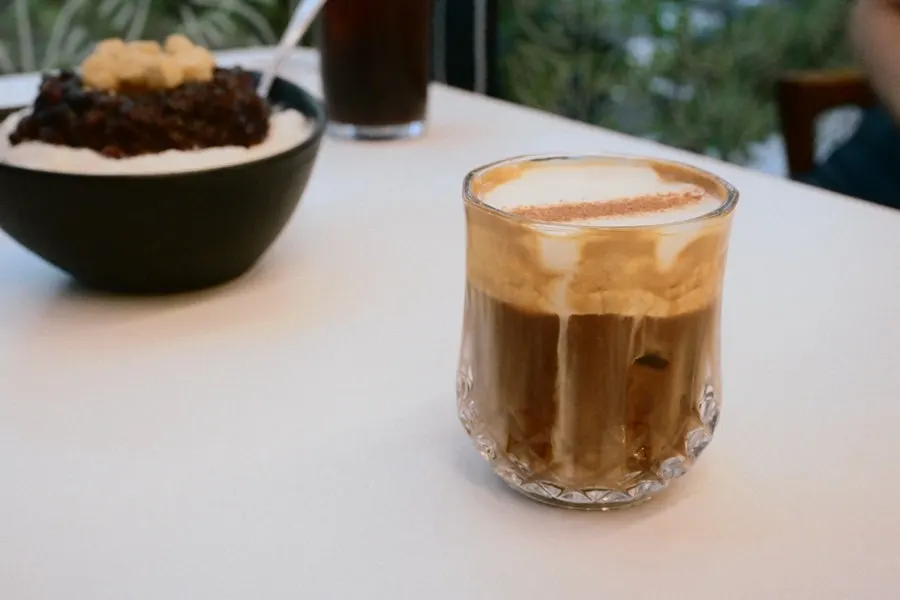 Iced Schpanner with cream and coffee together