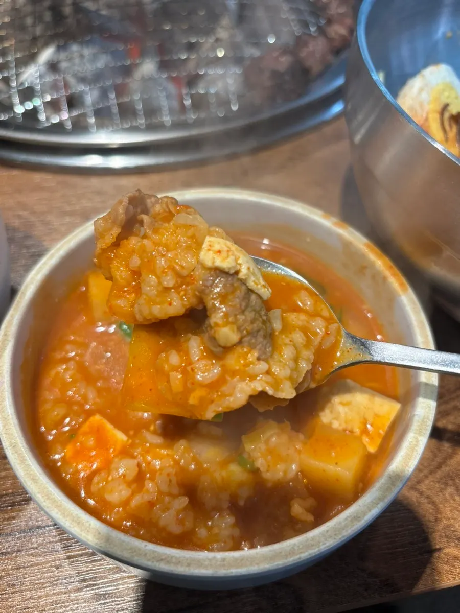 뚝배기에 담겨 나온 된장술밥