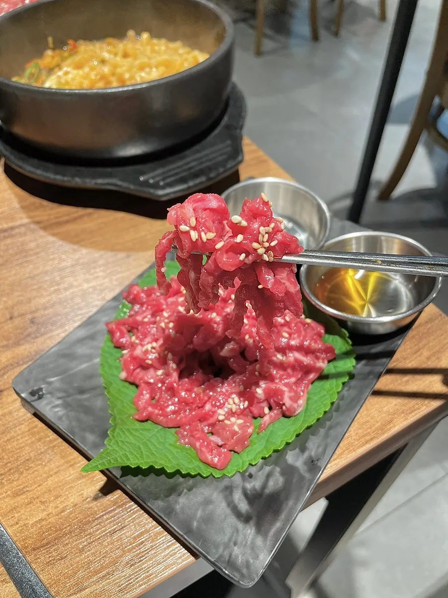 진짬뽕 라면과 반숙 계란 사진