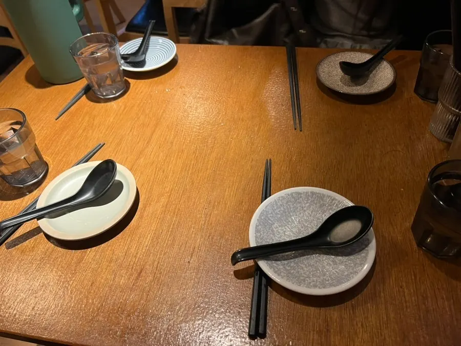 Susan Jang basic table setting