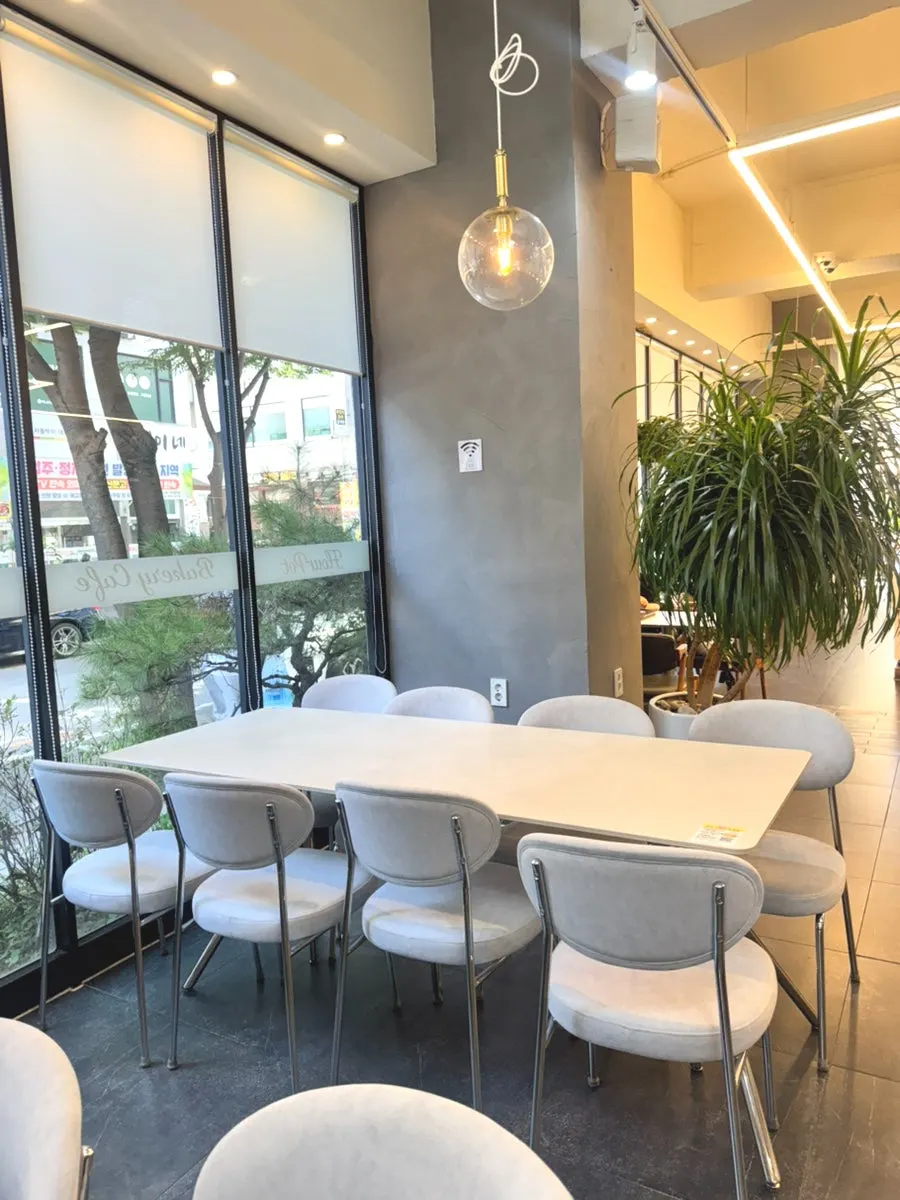 A cup of coffee at Flowerpot Cafe