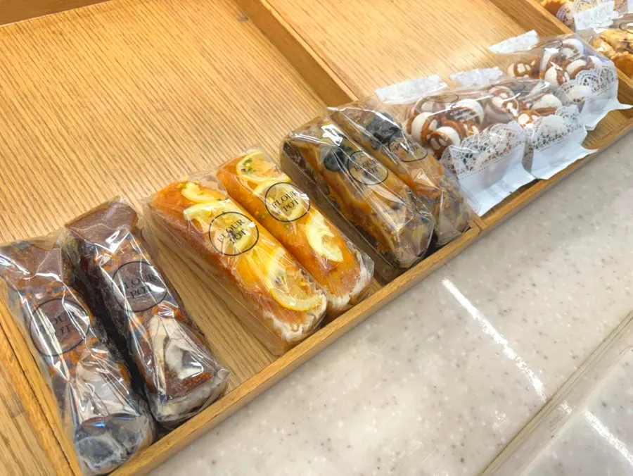Display of various pound cakes