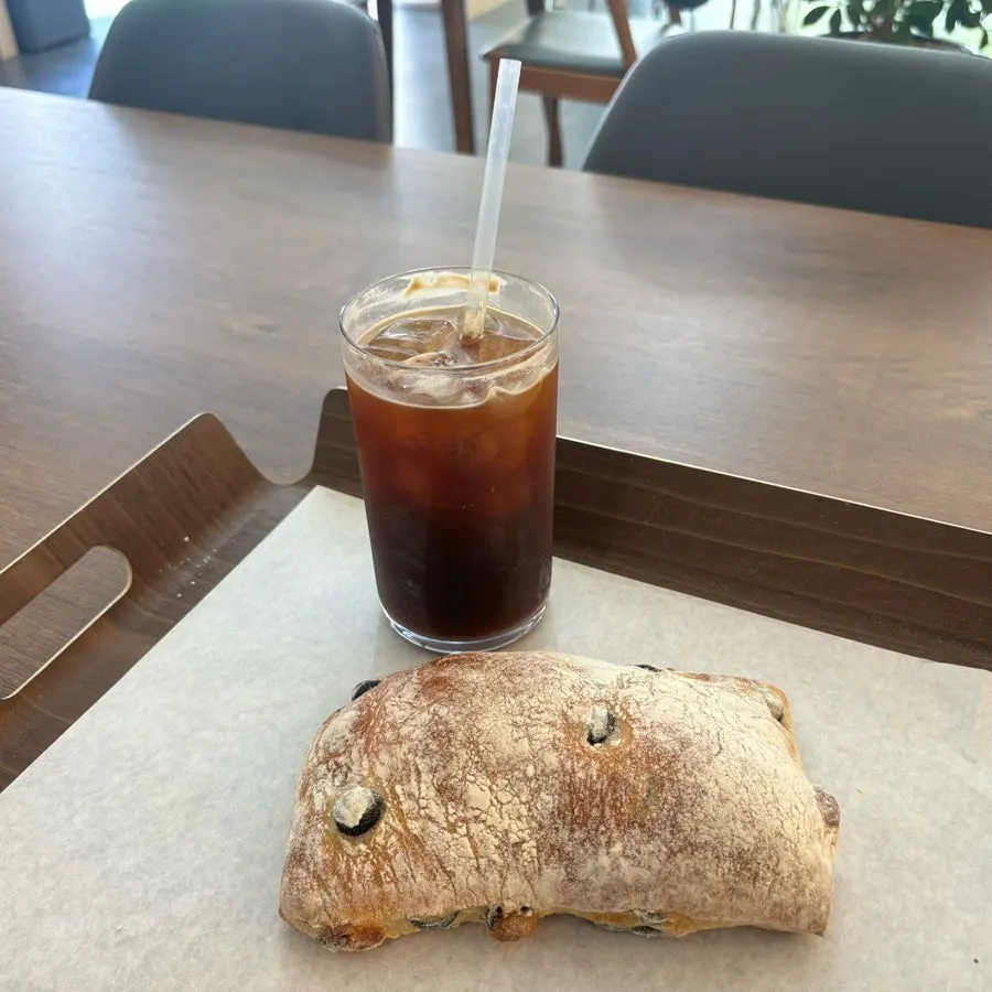 A cup of iced americano from Flowerpot Cafe