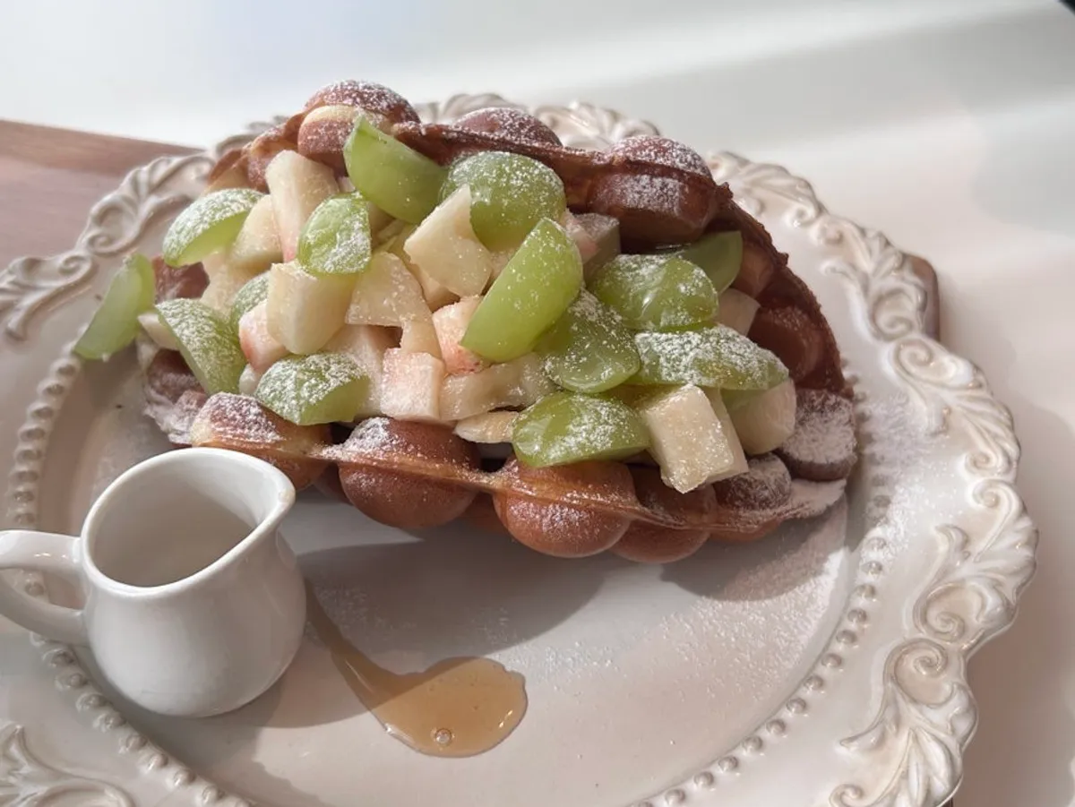 Close-up of Nyanya's round, bubbly Hong Kong waffle
