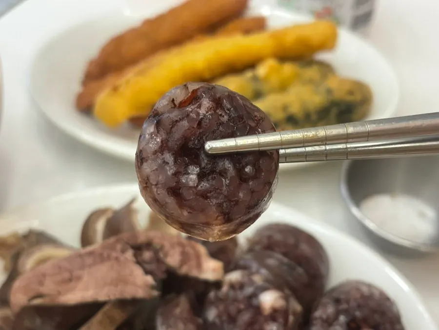A plate with sundae and organs served together