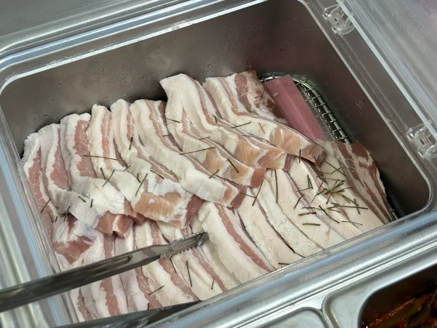 백김치 양파장아찌 대파김치 등 셀프 반찬