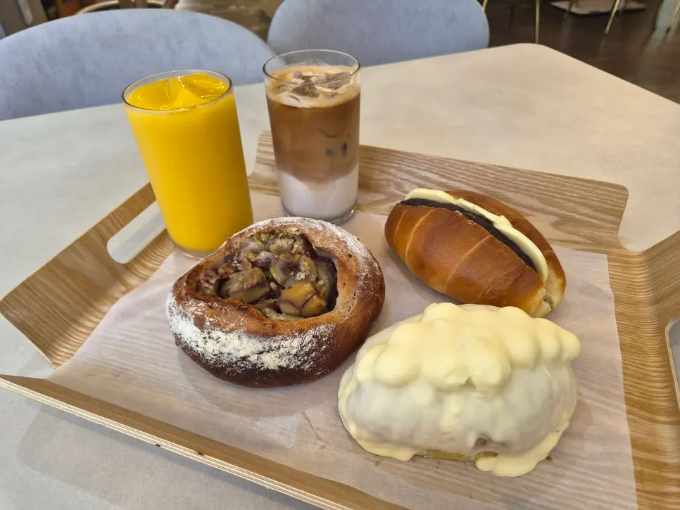 Bread and drinks set up on the table