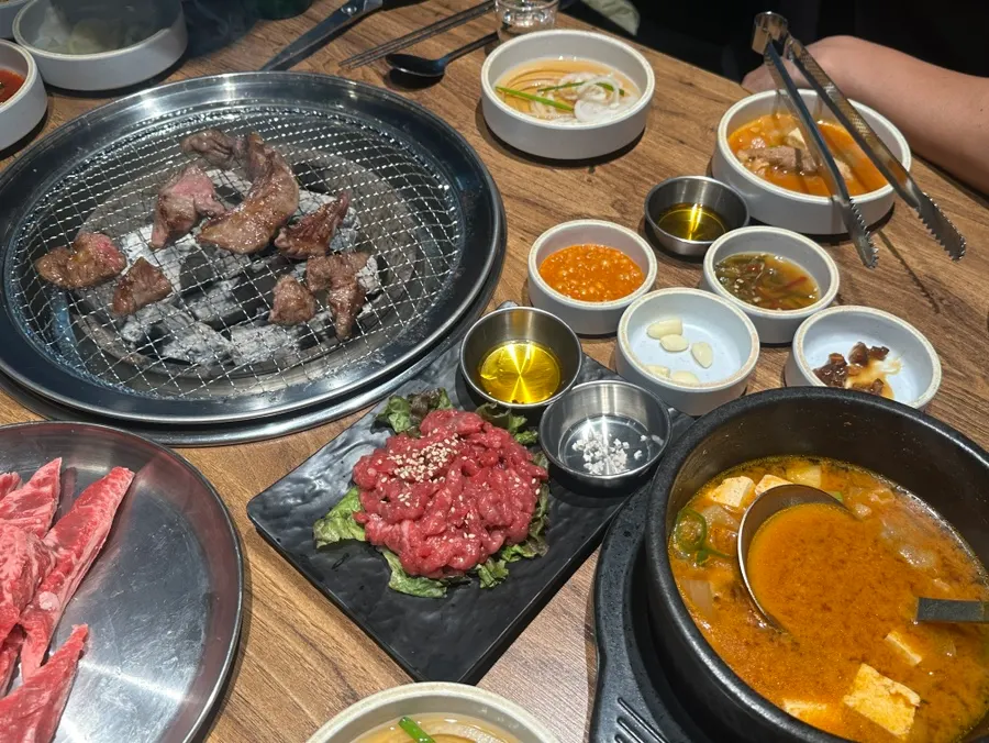 갈비살과 밥, 된장찌개 한상