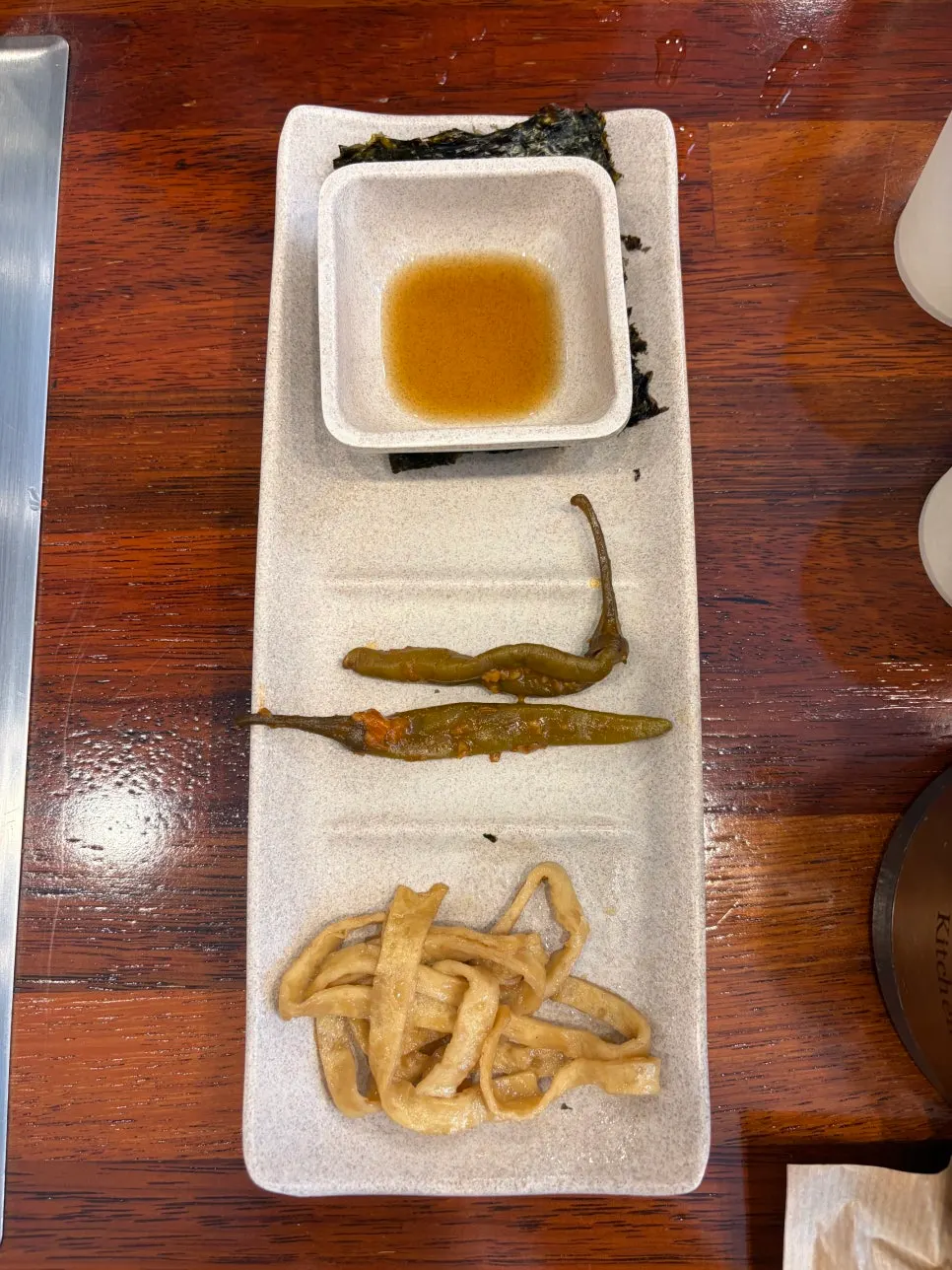 밥과 찌개 육수 셀프바