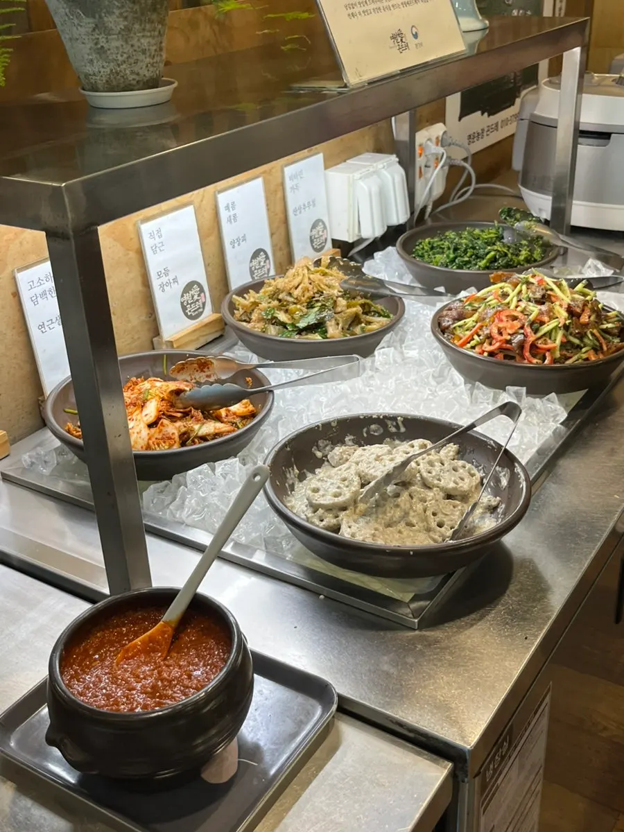 Neatly kept banchan corner at the self-serve bar