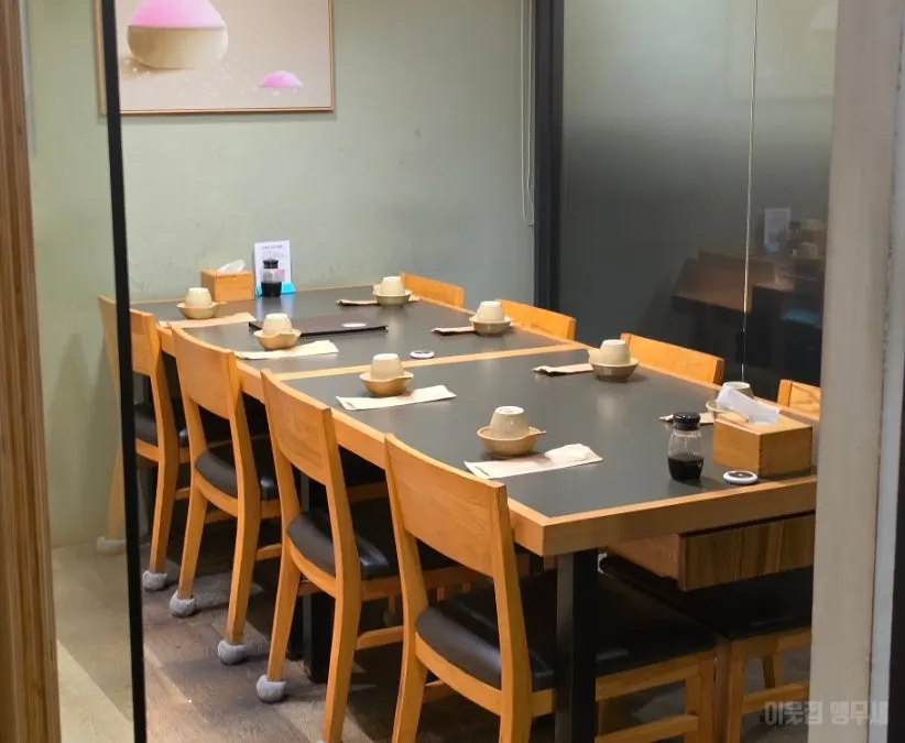 Waiting area with seating for guests in line