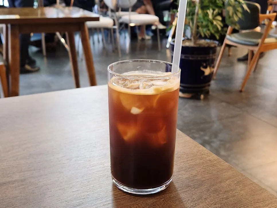 Americano served with desserts