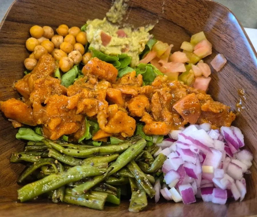 A bowl of the pollo salad bowl