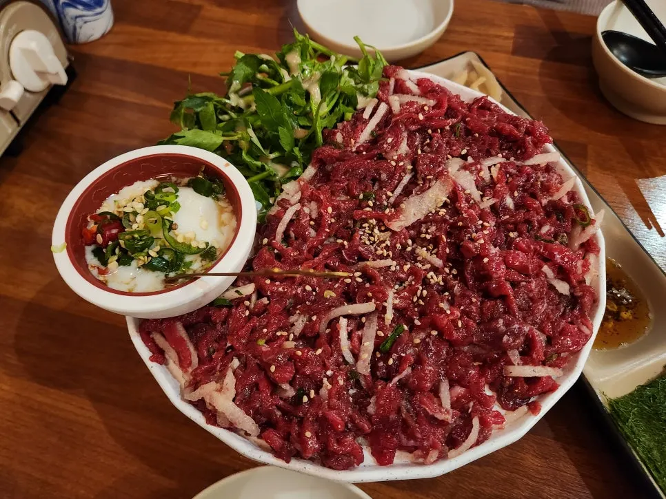 반월가 한우 육회 메뉴