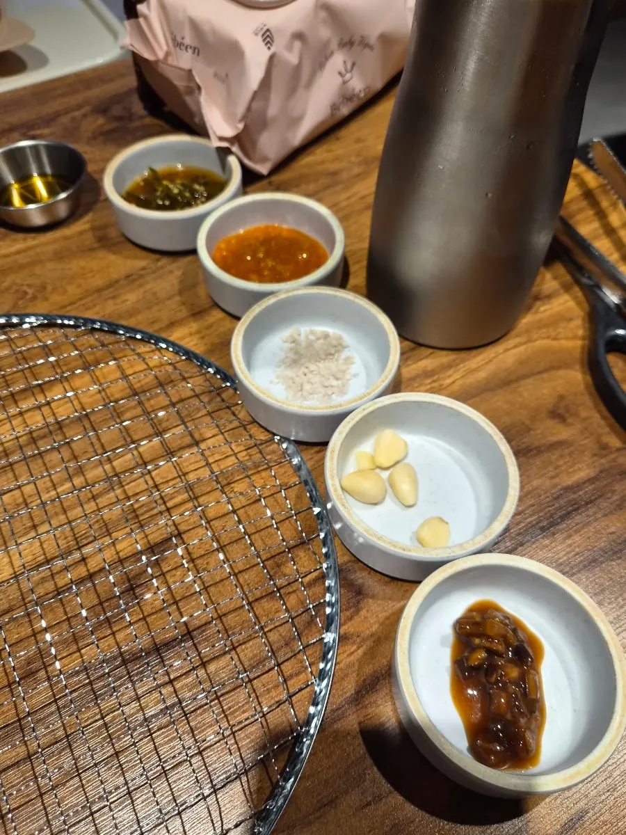 Private room space for a comfortable meal