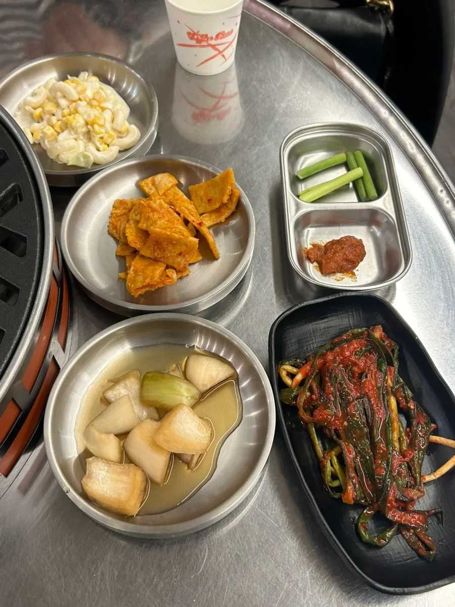 수암골 쪽갈비마을 매장 전경