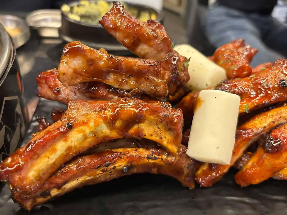 Table view with two types of jjokgalbi